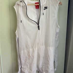 Nike White running water proof Zip-Up Vest